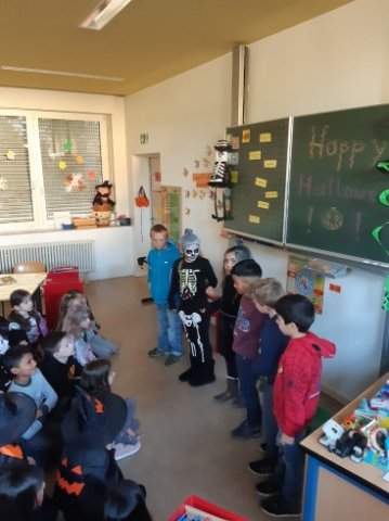 MOL-Halloween_19
